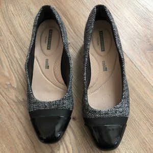 Clarks Cushioned Soft Juliet Monte Black Flat - Size 6.5 M